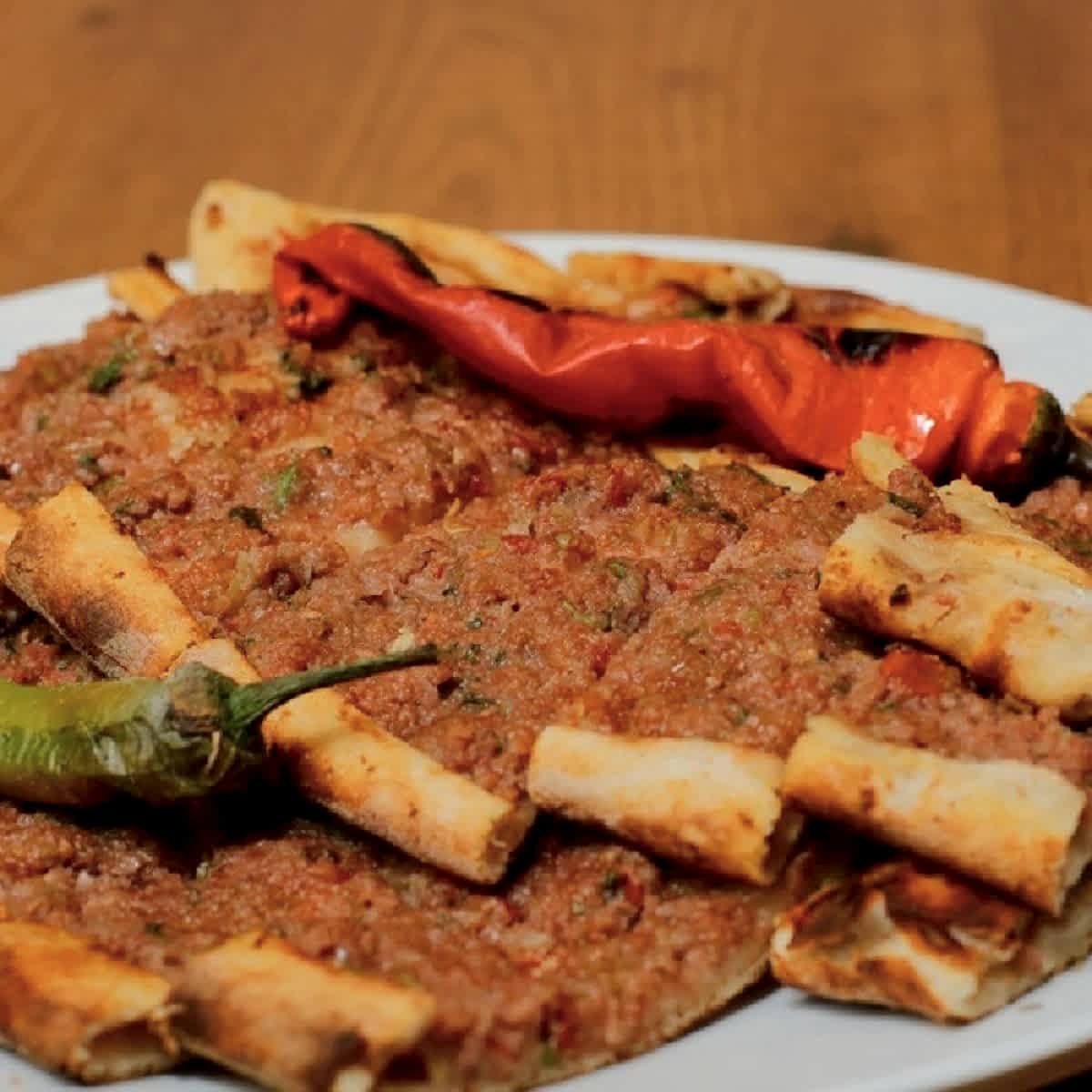 Kıymalı Pide