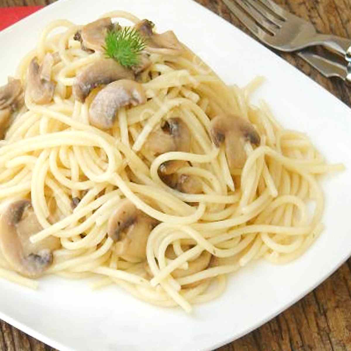 Mantarlı Makarna